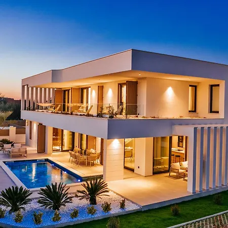 Javori Villa *