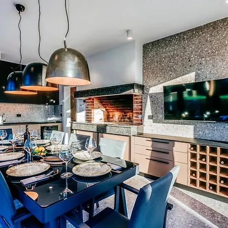 Willa Javori Bibinje