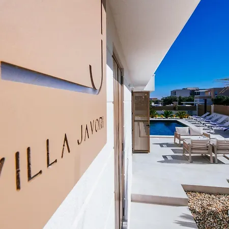 Javori Willa Bibinje